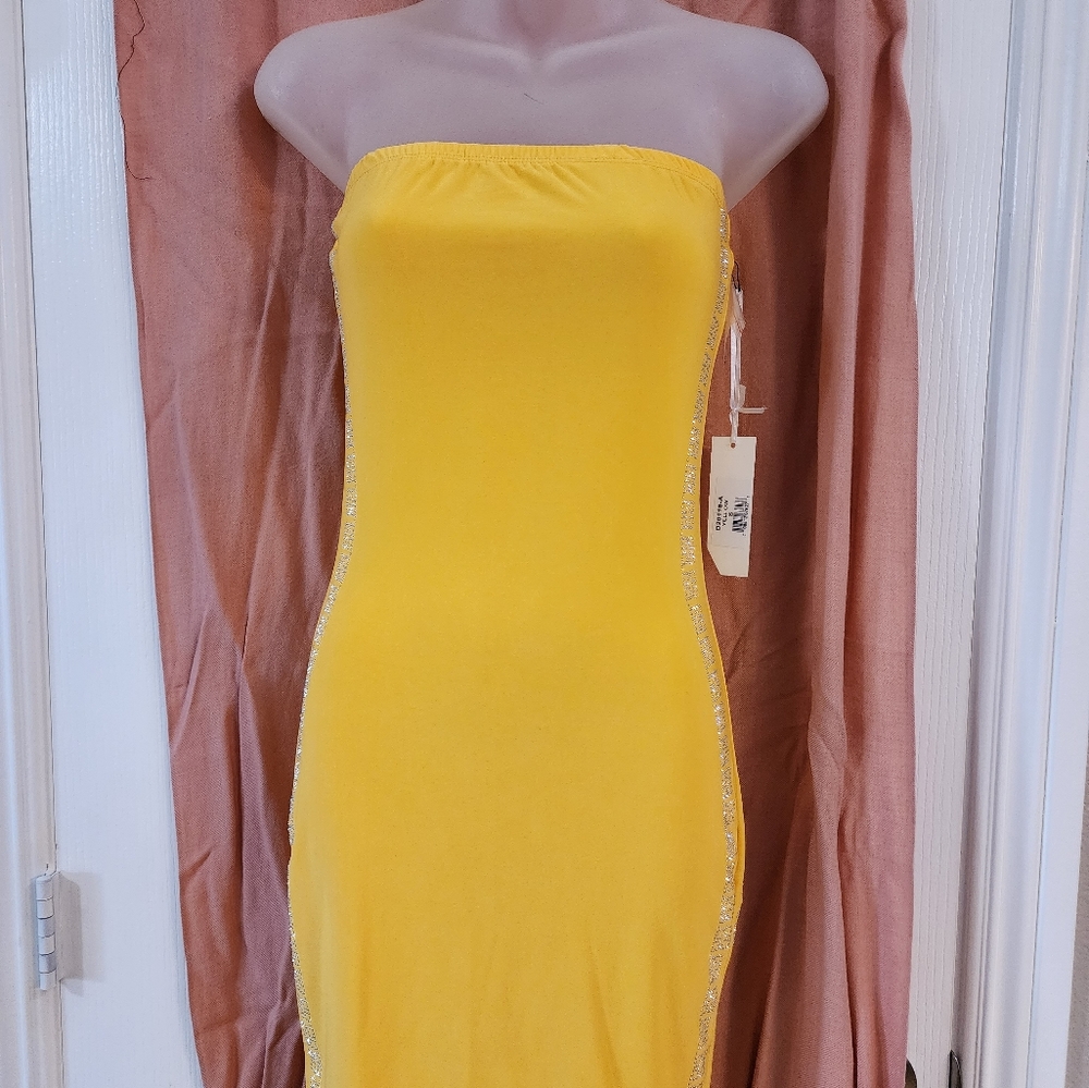 Ellie & Kate Strapless Dress with Rhinestone Detail!